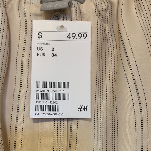 H&M Cream Ruffled Off-Shoulder Maxi Dress - Picture 2 of 4